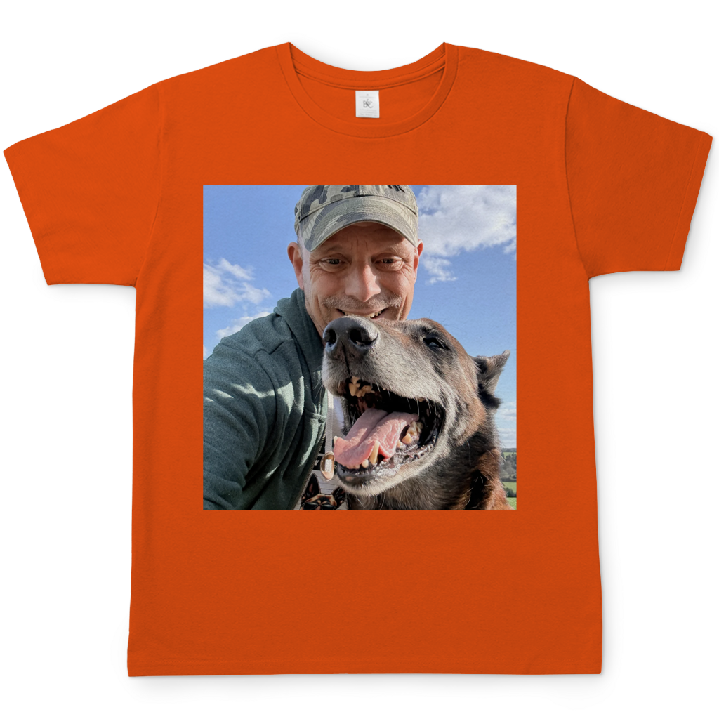 Foto von Deinem Hund auf einem T-Shirt