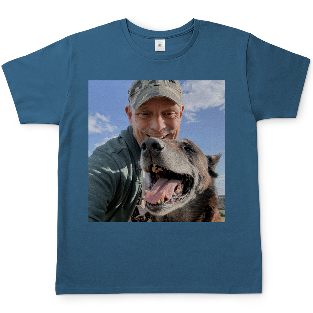 Foto von Deinem Hund auf einem T-Shirt